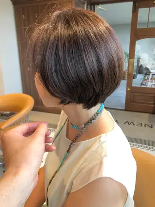 ショート カラー 上品な大人レイヤー 🍀渋谷🍀濱口敬太のヘアスタイル