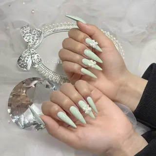 ネイル HIN NAILのネイルデザイン