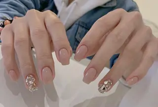 ネイル エリ🫧 nail池袋東口のネイルデザイン