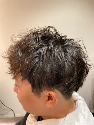 ショート パーマ 橋本 和弥のヘアスタイル