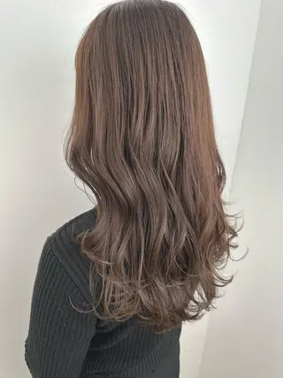 ロング カラー トレンド/顔まわり/ レイヤー/髪質改善のヘアスタイル