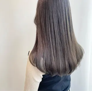 ロング カラー 山口 莉奈のヘアスタイル