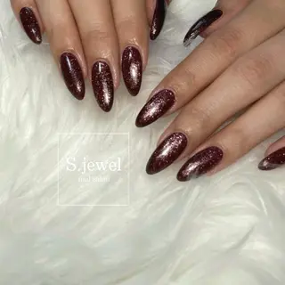 ネイル S. JEWELのネイルデザイン