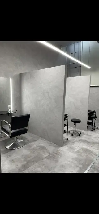 メンズ アイブロウ 大阪心斎橋 メンズ眉毛専門の眉毛・アイブロウイメージ