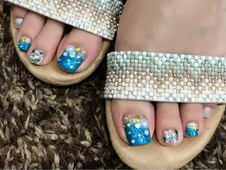 ネイル elu :nail&eyeのネイルデザイン