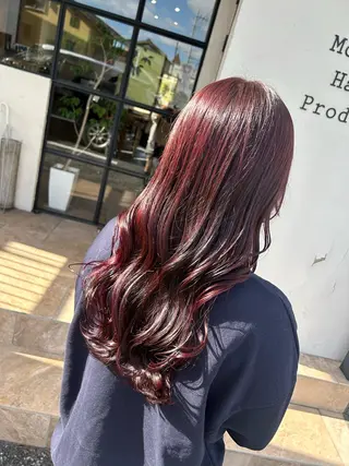 ロング カラー 井上 花音のヘアスタイル