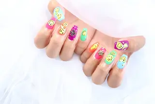 ネイル nailsalon Manina齋藤愛美のネイルデザイン