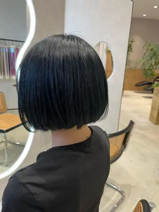 ショート カラー 福島 果音のヘアスタイル