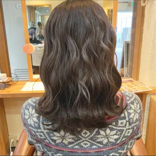 ミディアム カラー mizuho .のヘアスタイル