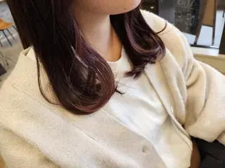ミディアム カラー 関口 友菜のヘアスタイル