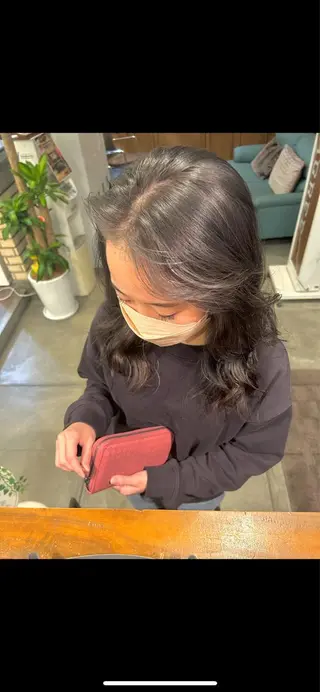 カラー AGREE Momokaのヘアスタイル