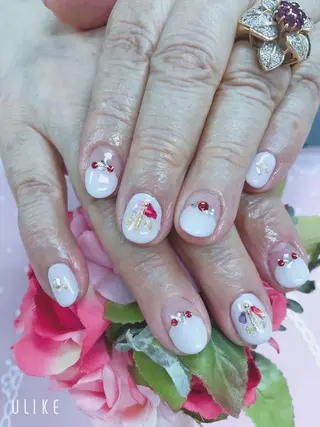 ネイル ユリシスネイル 担当近藤のネイルデザイン