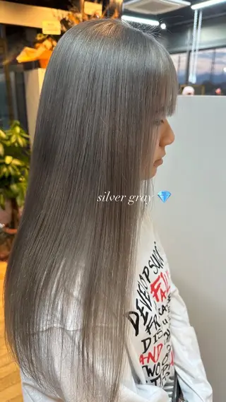 ロング 坂庭 美夢のヘアスタイル