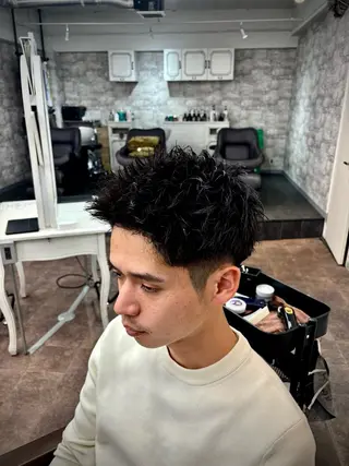 パーマ メンズ フェードパーマ 新倉幸之助のヘアスタイル