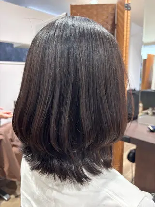 ミディアム STROKE 玲菜のヘアスタイル