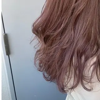 セミロング カラー ヘアアレンジ 🐩推し活🐩 FUTABA🍒のヘアスタイル