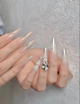 ネイル AND Nail 長さだし専門店のネイルデザイン