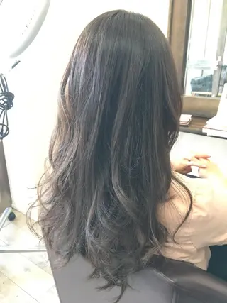 ロング カラー 松本 亮のヘアスタイル