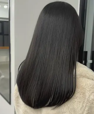 カラー Sara Ohashiのヘアスタイル