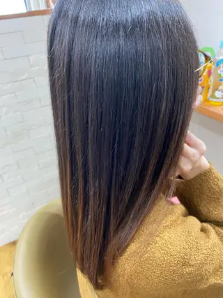 ロング 佐治 梨乃のヘアスタイル