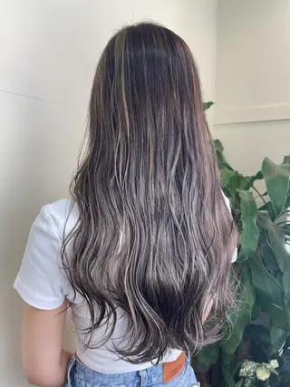 カラー 戸川 紗良のヘアスタイル