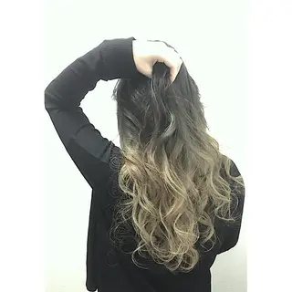 ロング cecilhair 福岡天神店のヘアスタイル
