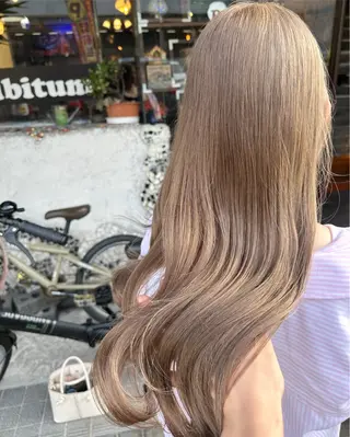 ロング 玉木 育実のヘアスタイル