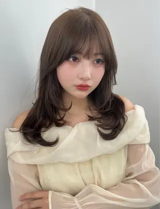 ミディアム 透明感カラー✨🩵 韓国ヘアkanatoのヘアスタイル