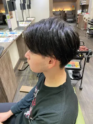 ミディアム 仁和山 晃のヘアスタイル