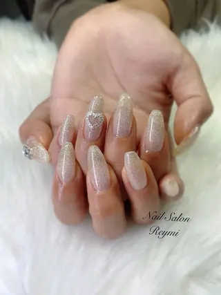 ロング 佐藤 帆乃香のネイルデザイン