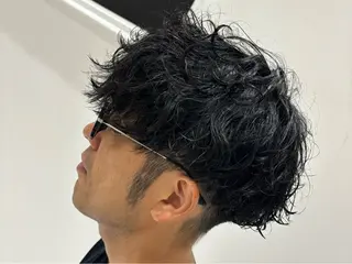 パーマ メンズ 下村 琉弥のヘアスタイル
