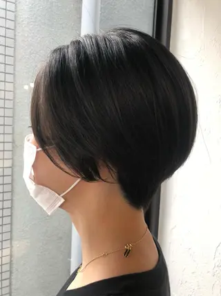 ショート カラー 髪質改善&ブリーチ 伊勢 祐一郎のヘアスタイル