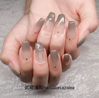 ネイル R inのネイルデザイン