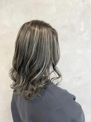 カラー SALOWIN栄 高須大貴のヘアスタイル