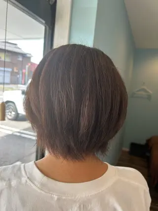 カラー 高木 瑶子のヘアスタイル