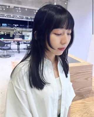 セミロング カラー Amie北千住 【REN】のヘアスタイル