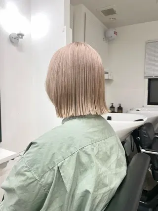 ショート カラー ハイトーン×レイヤー ／遠藤将太のヘアスタイル