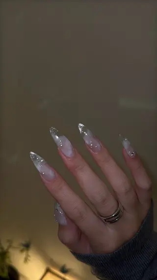 ネイル Ami 🦥のネイルデザイン