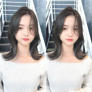 ミディアム カラー 韓国🇰🇷レイヤー カットオリーブカラーのヘアスタイル