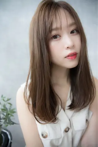 ロング 菅野 凪紗のヘアスタイル