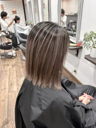 ミディアム バレイヤージュ 隅中秀弥のヘアスタイル