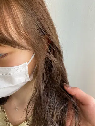 ミディアム マツダテ ホノカのヘアスタイル