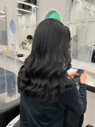 セミロング Wカラー/暖色/べ ージュりく©︎🐝のヘアスタイル