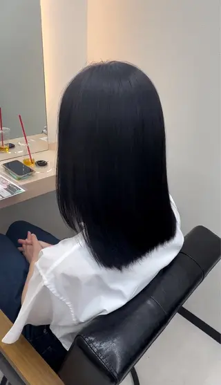 ミディアム カラー GRAN LUSSO 【MIHARU】のヘアスタイル