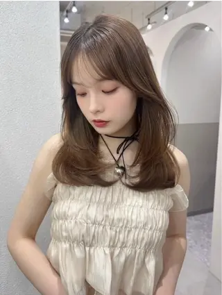 セミロング カラー ﾚｲﾔｰ🩵透明感 ೀユイ🌙のヘアスタイル