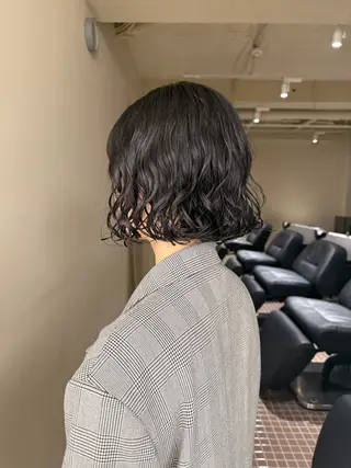 ミディアム カラー パーマ 表参道🌿赤み消し カラー/チナツのヘアスタイル