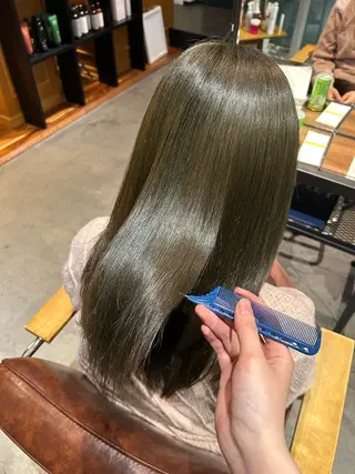 ロング カラー 𝐒𝐇𝐔𝐑𝐈 🦋艶カラー🦋のヘアスタイル
