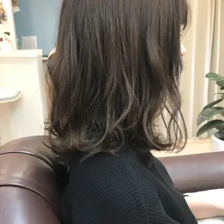 ミディアム カラー クニモトハルナ ボブ/柔らかカラーのヘアスタイル