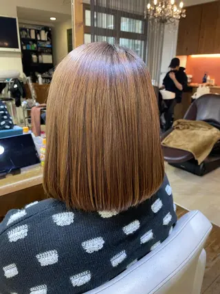 ミディアム 山木 裕子のヘアスタイル