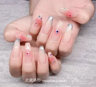 ネイル R inのネイルデザイン